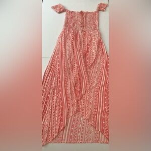 Chic Off-Shoulder Patterned Midi Dress